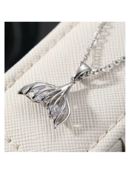 Unbranded Jewelry - Silver Fin Pendant Necklace with Cubic Zirconia Stones NWT
